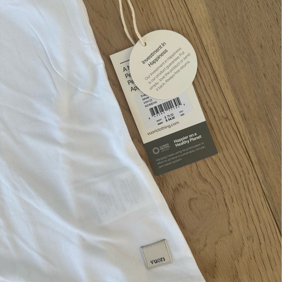 Vuori Energy Tank Top - White - Picture 2 of 3